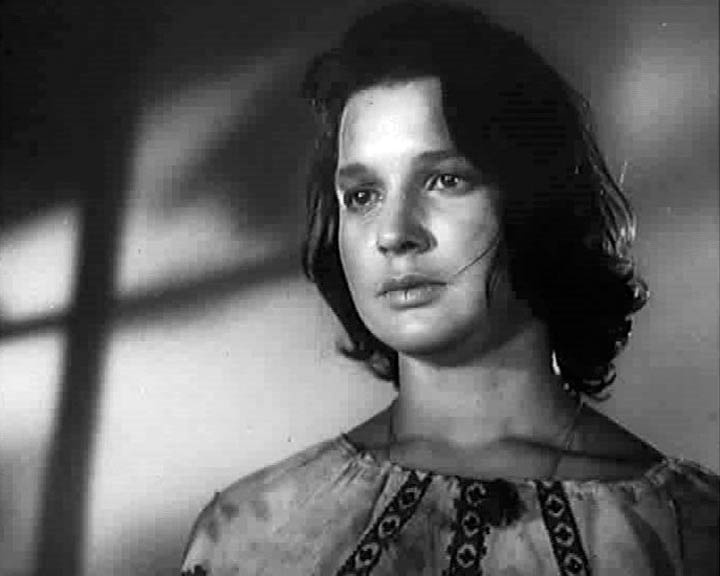 Инна Бурдученко в фильме "Иванна" (1959).