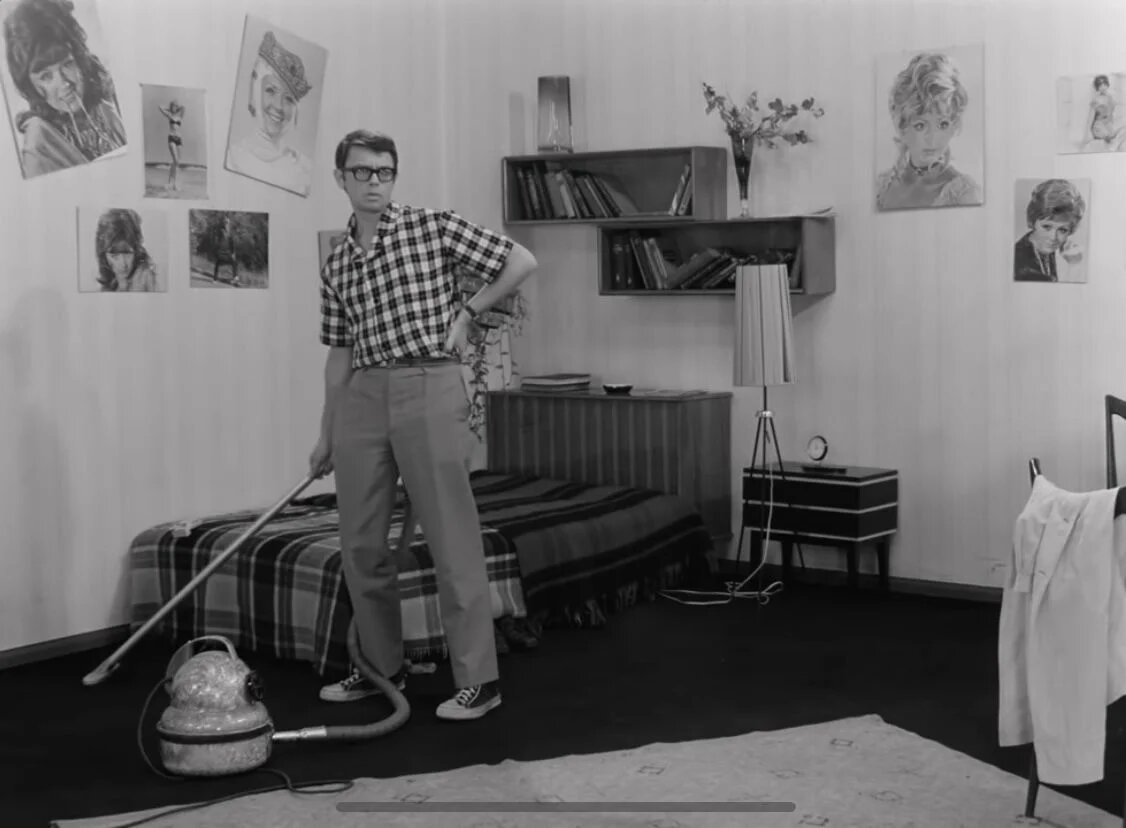 Кадр из фильма "Иван Васильевич меняет профессию"