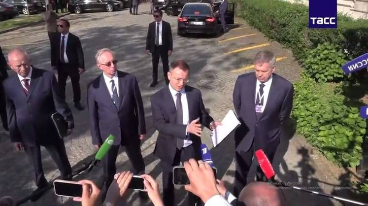    Телеграм-канал агентства ТАСС Владимир Мединский сделал заявление по итогам переговоров