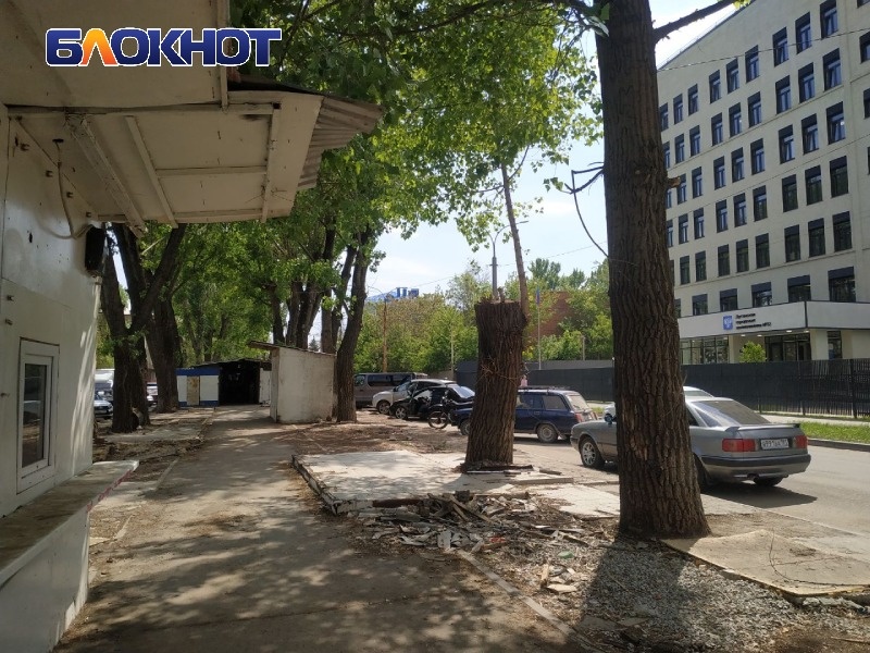 Рынок на Чапаева весной