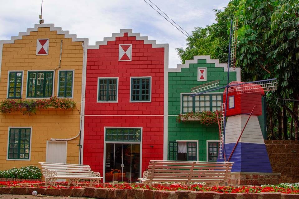 Город голландских иммигрантов, Оламбра