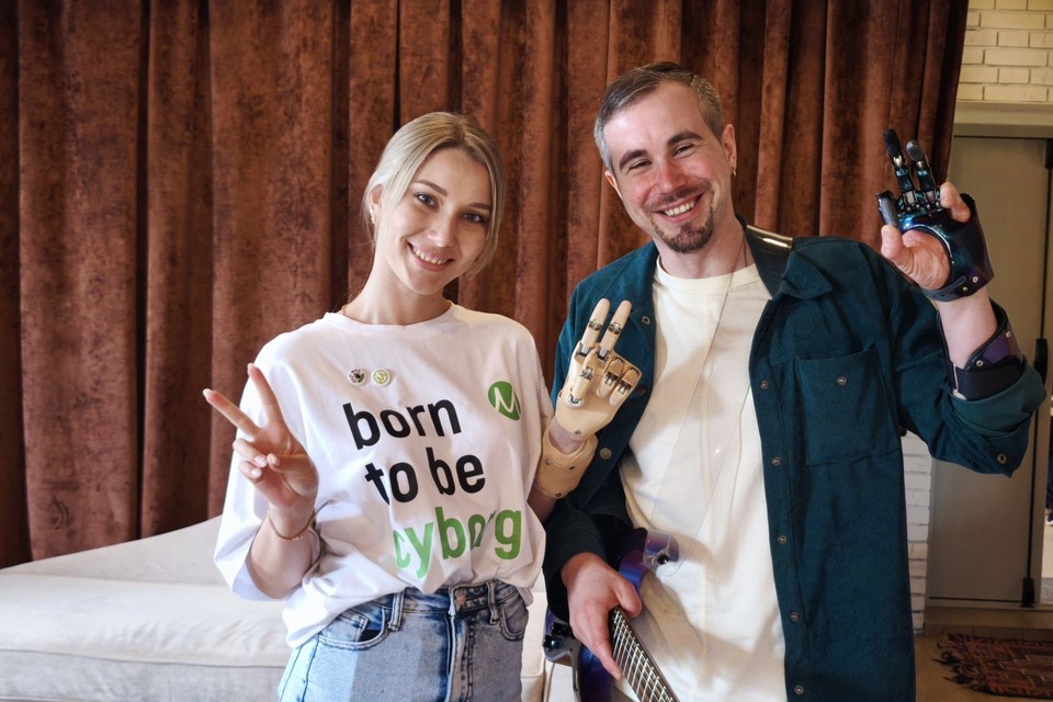    В Барнауле прошла презентация бионических и активных протезов Павел БАСТРЫГИН