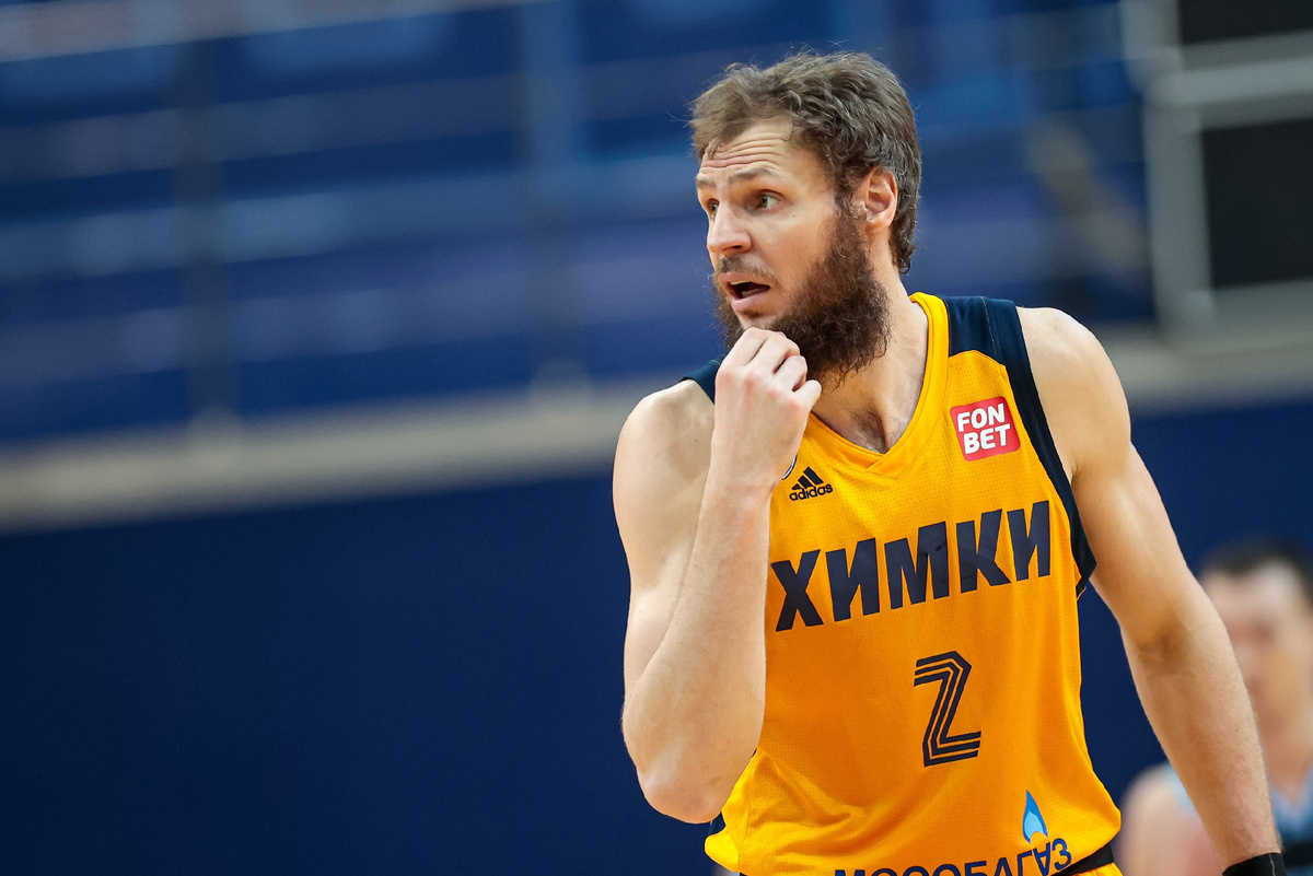 Виктор Заряжко в составе «Химок»