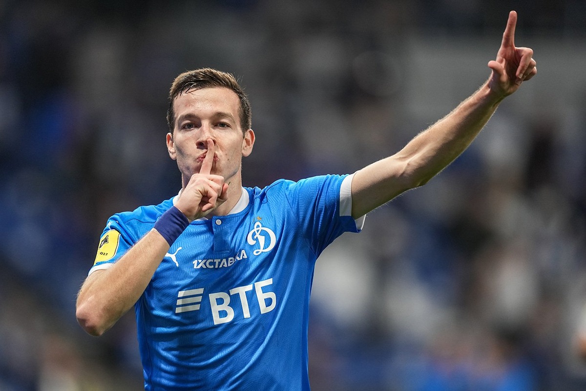 Макаров. Фото из открытых источников сети Интернет 