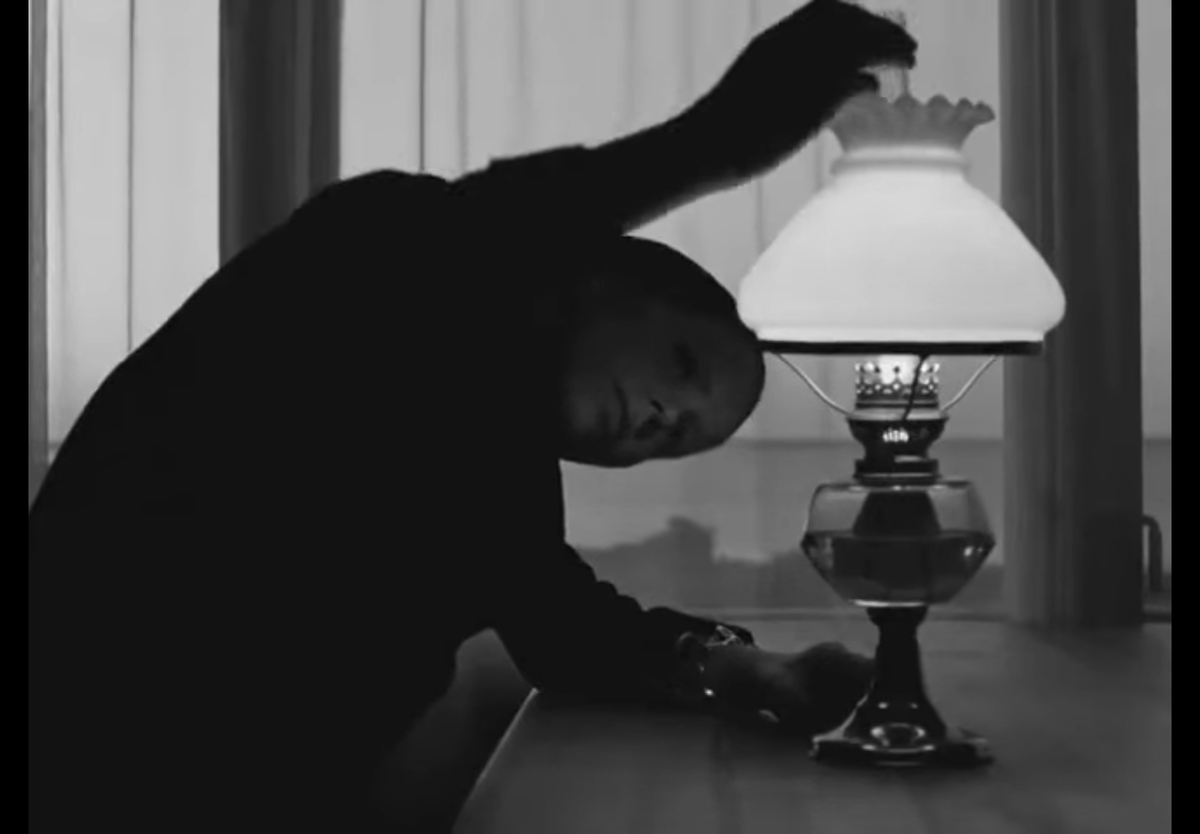 Кадр: Интернет 