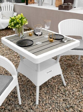 Стол квадратный RATTAN Ola Dom