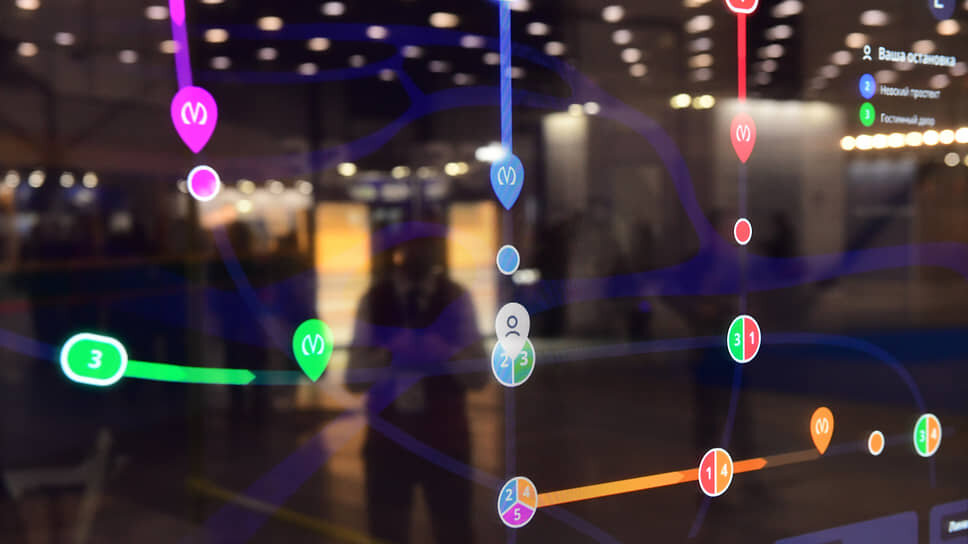 «Площадь Репина-2» будет частью планируемой Адмиралтейско-Охтинской «голубой» линии метро и свяжет ее с Фрунзенско-Приморской «фиолетовой» линией через станцию метро «Театральная».📷Фото: Александр Коряков / Коммерсантъ