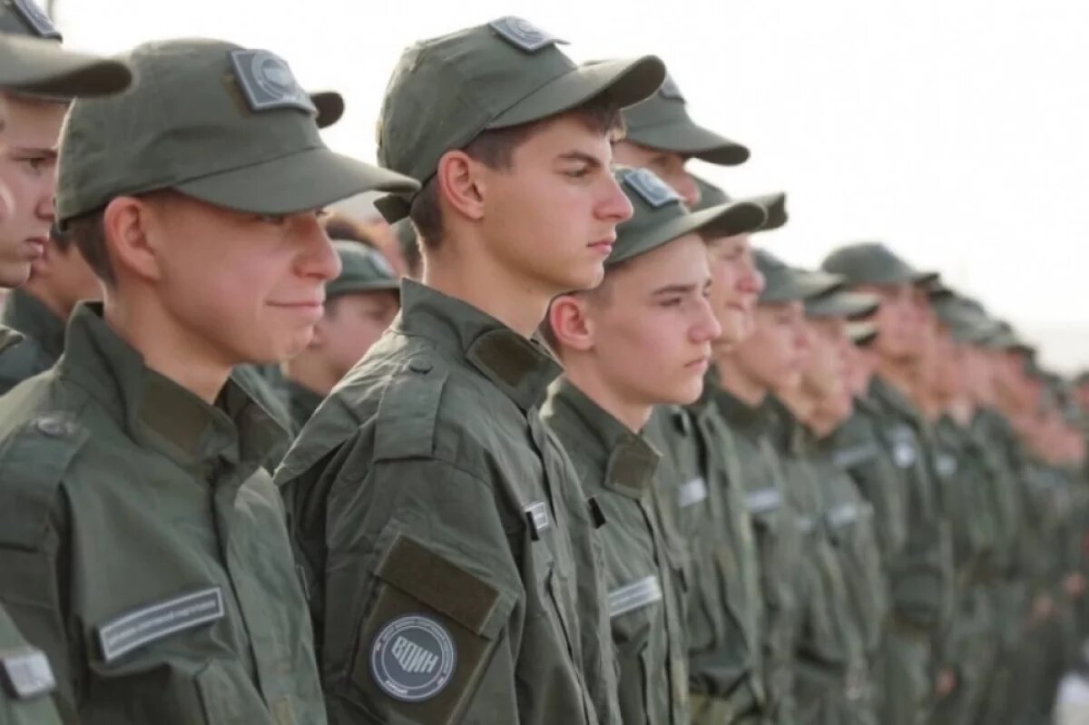    В Хабаровском крае стартуют смены «Время юных героев» для подростков