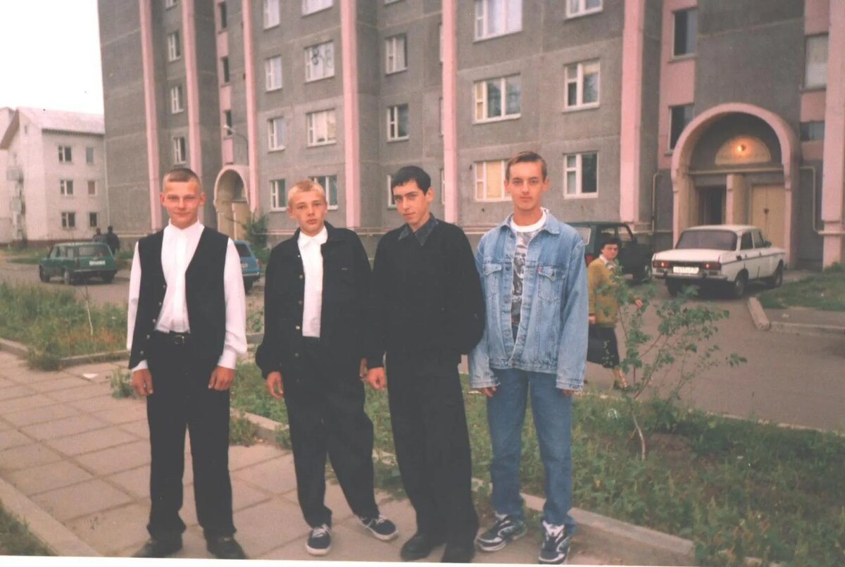 Слева - направо: Алексей, Олег, Женя, Гена...