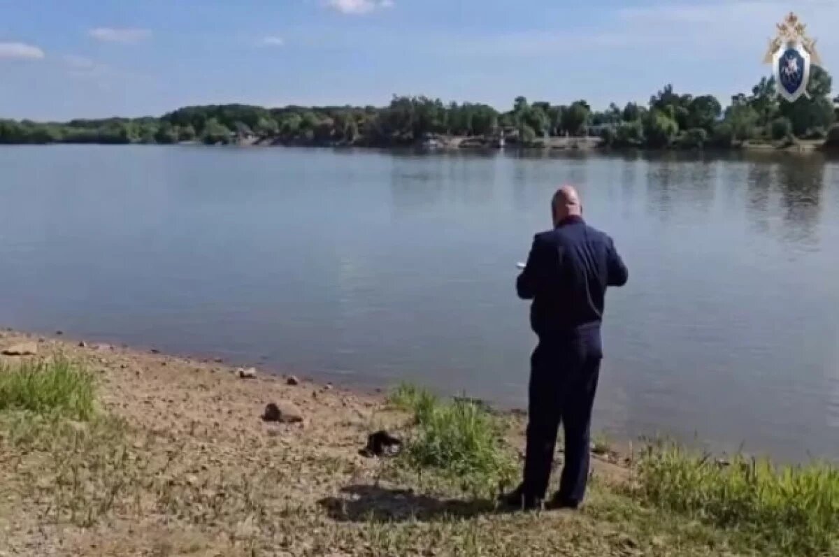    Мальчик в возрасте 11 лет купался на реке Уссури