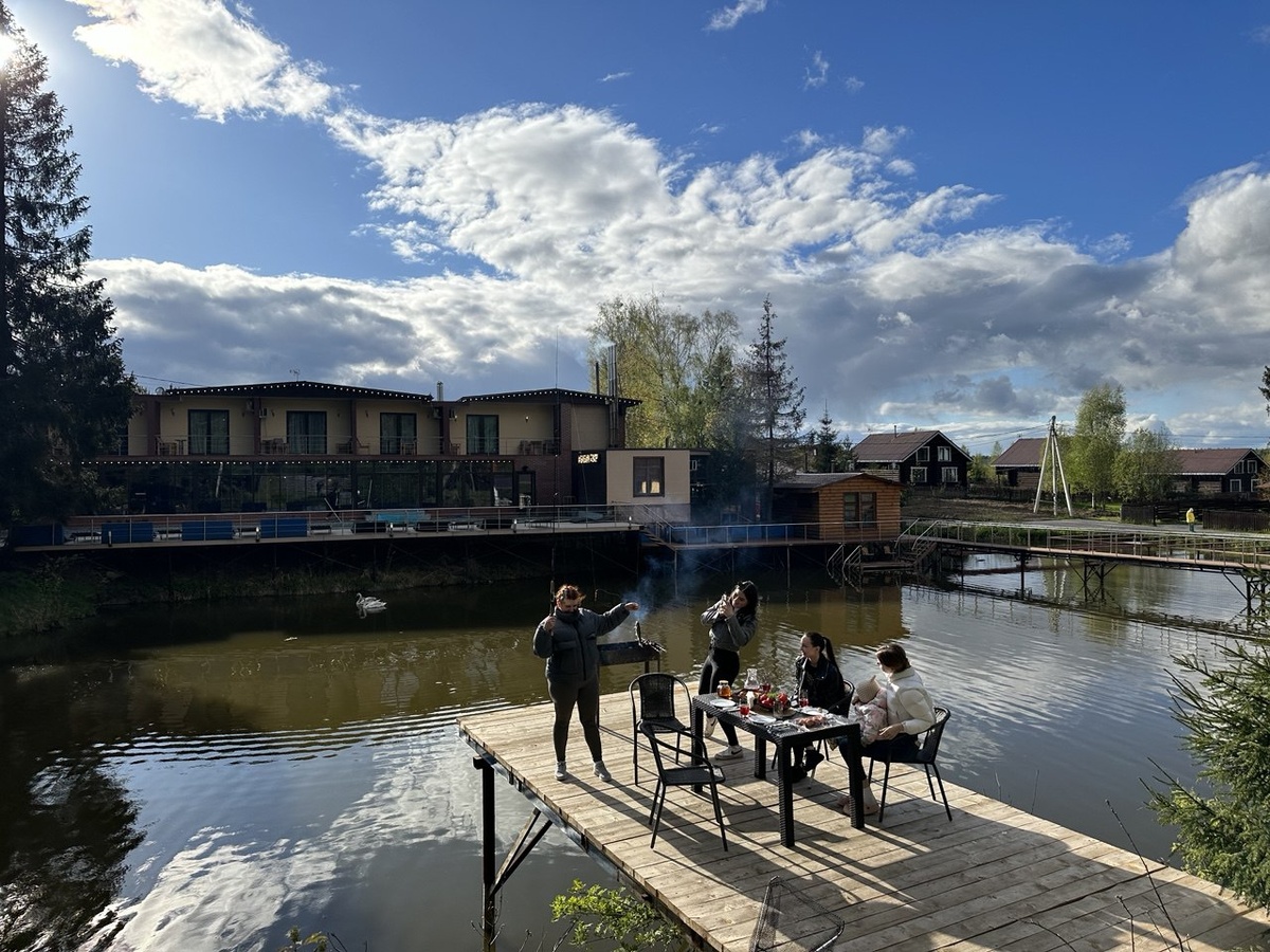 Поймал рыбу и здесь же приготовил "экодеревня Бабиндвор"