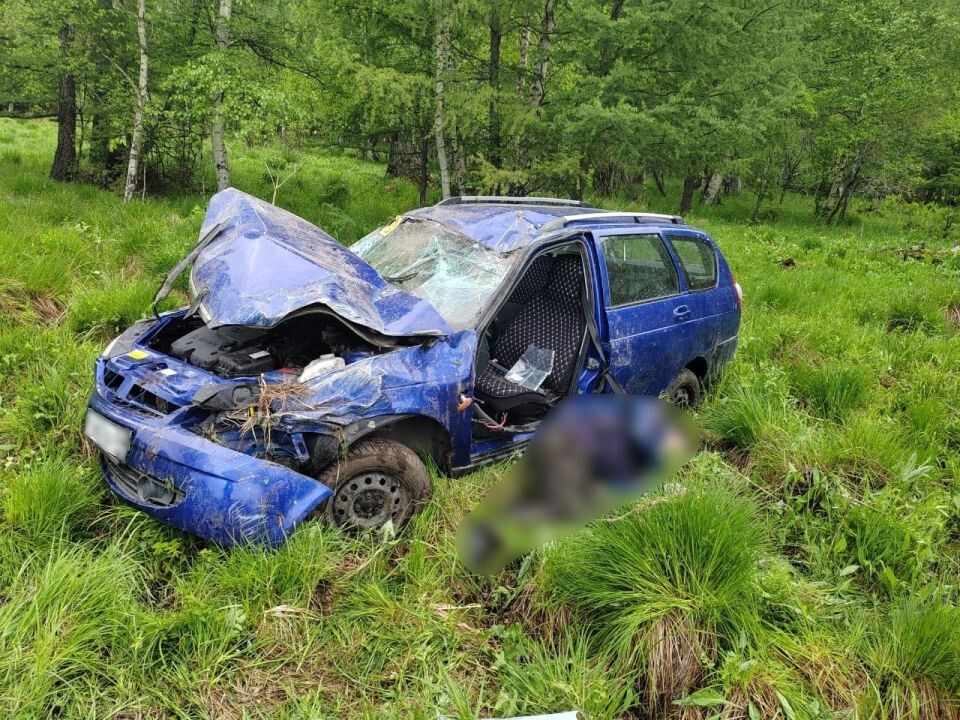    Смертельное ДТП на Алтае. Источник: t.me/mvdra04