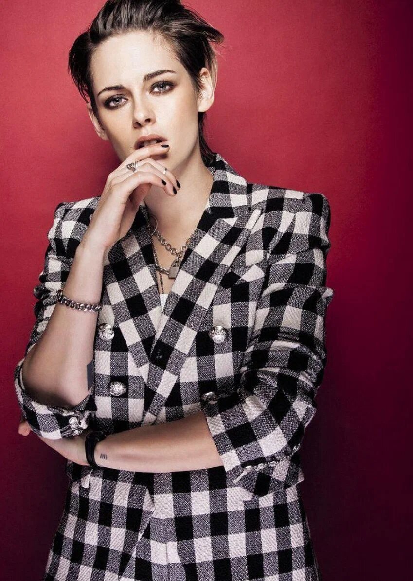 Кристен Джеймс Стюарт, американская актриса. Родилась 9 апреля 1990 года (35 лет) 