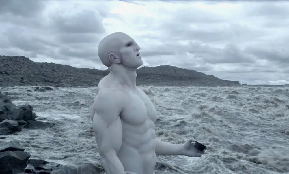 "Ну... за митохондрии!"