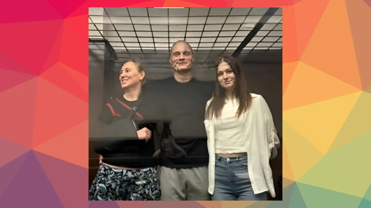 Фотоколлаж канала / Фото из зала суда