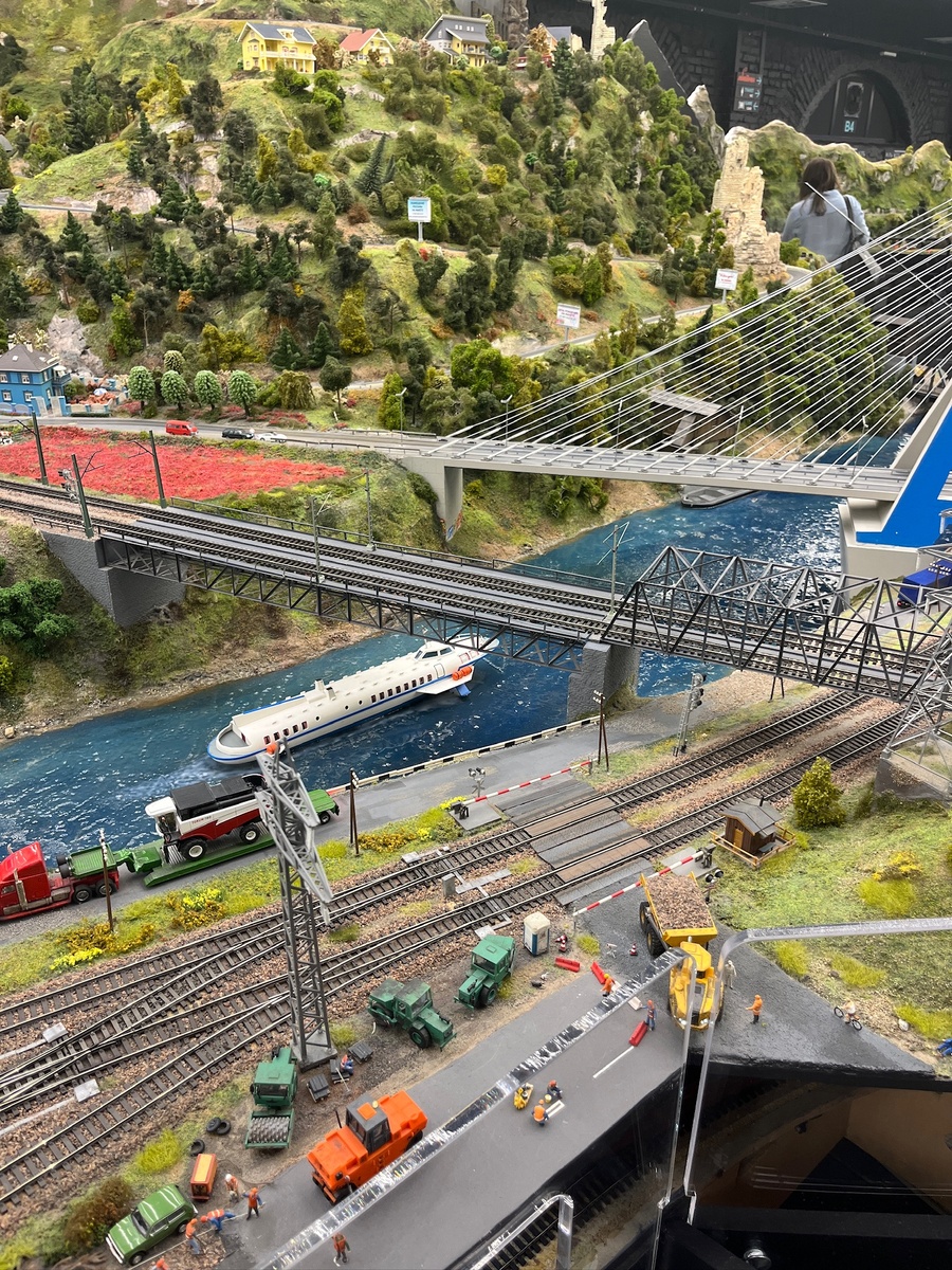 Экспозиция Гранд Макета Россия. Фото автора.