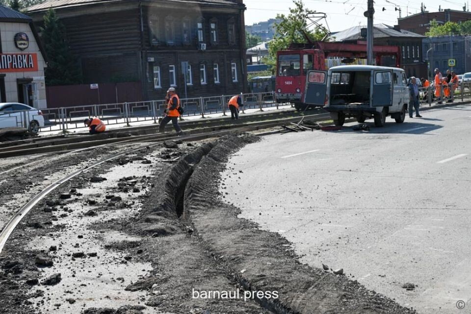    Ремонт трамвайных путей на пр. Красноармейском. Источник: barnaul.org