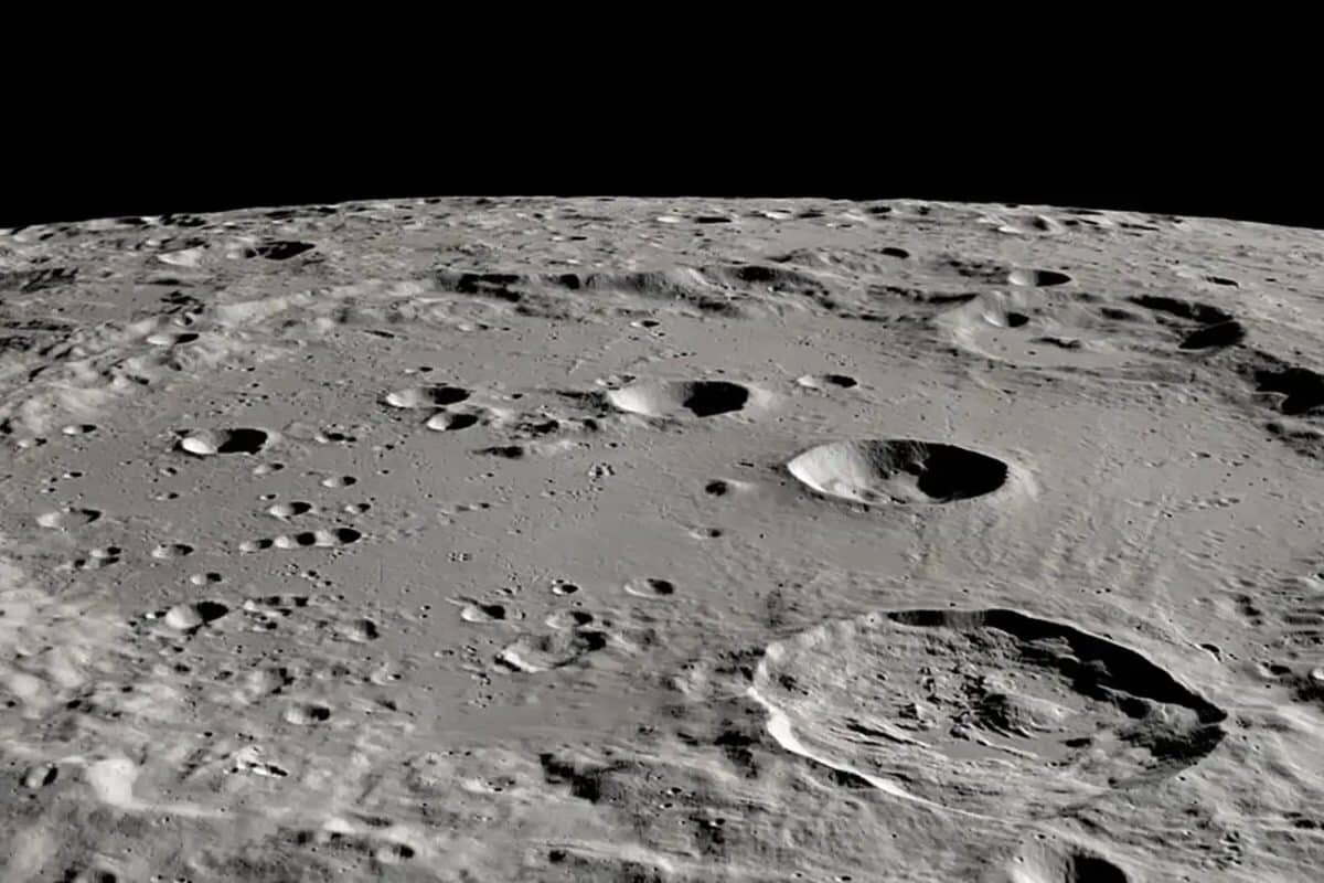    Лунные кратеры могут содержать большое количество платины / © NASA’s Scientific Visualization Studio