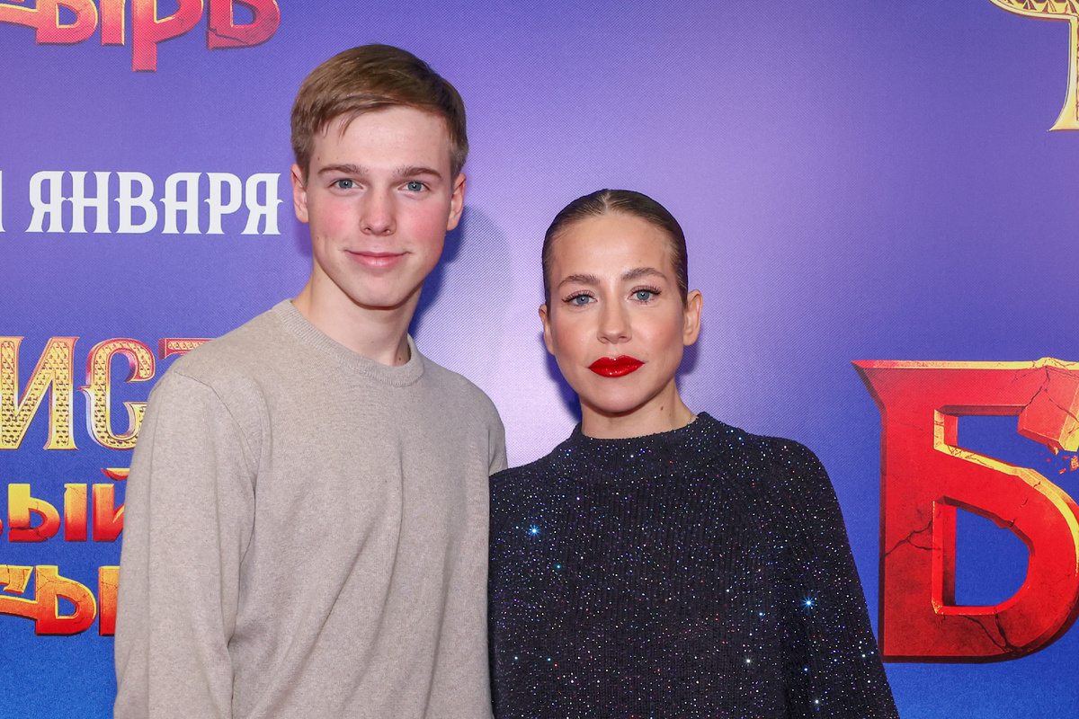 Артем Аршавин, сын футболиста, и Юлия Барановская. Фото: GLOBAL LOOK PRESS