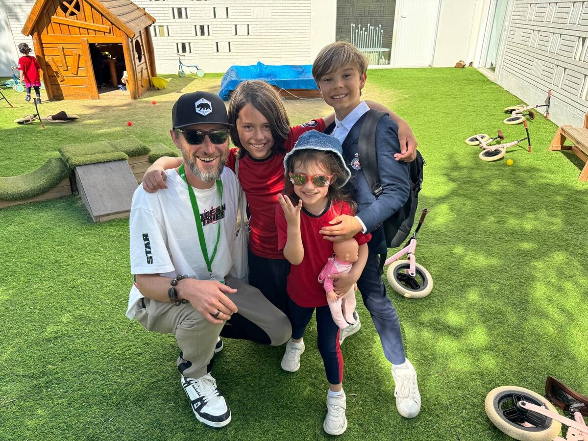 Дмитрий Шаменков, доктор-психофизиолог, основатель метода Открытого диалога со своими детьми