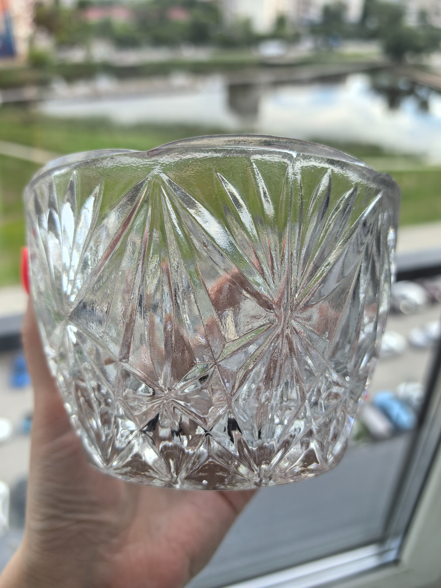 Не хрусталь же? 🤔