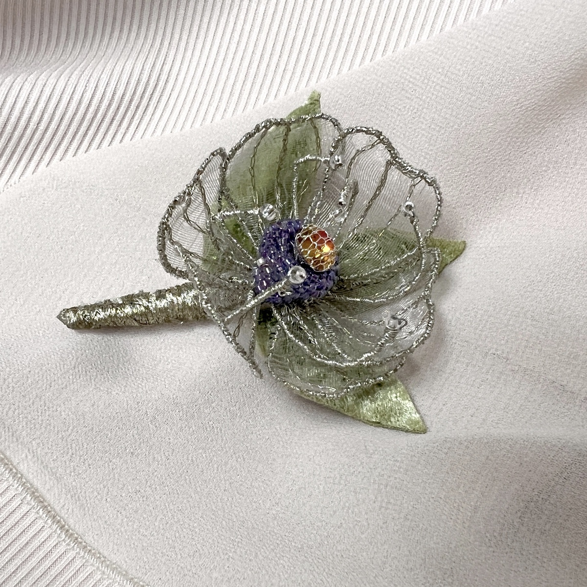 Брошь "Воздушная лилия", автор Светлана Зеленкова