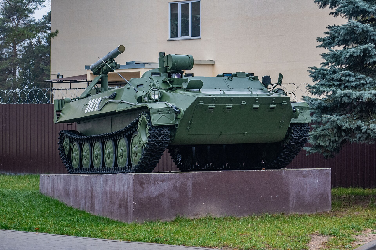 Боевая машина 9П149 из состава СПТРК 9К114 «Штурм-С»