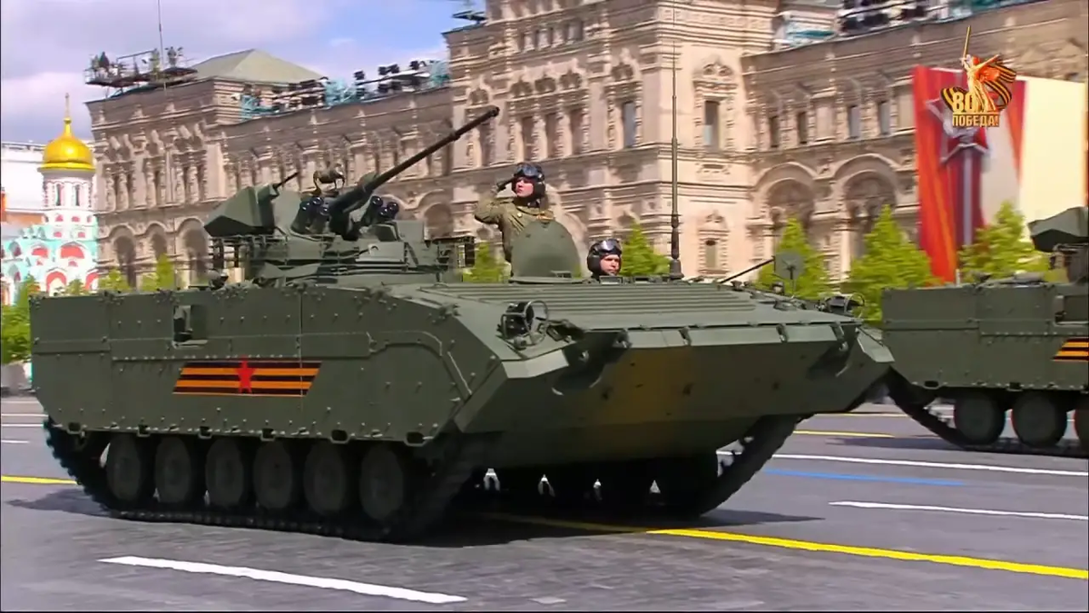 Модернизированная БРМ-1К на параде 9 мая 2025 года