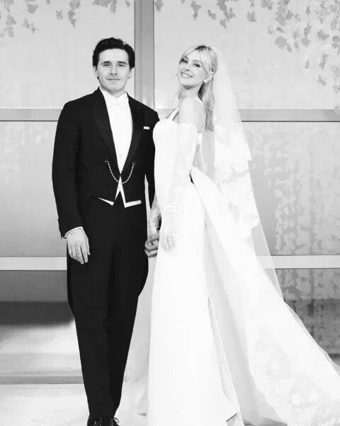    Свадебное фото: соцсети