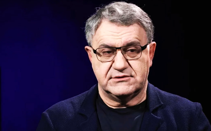 на фото Александр Акопов