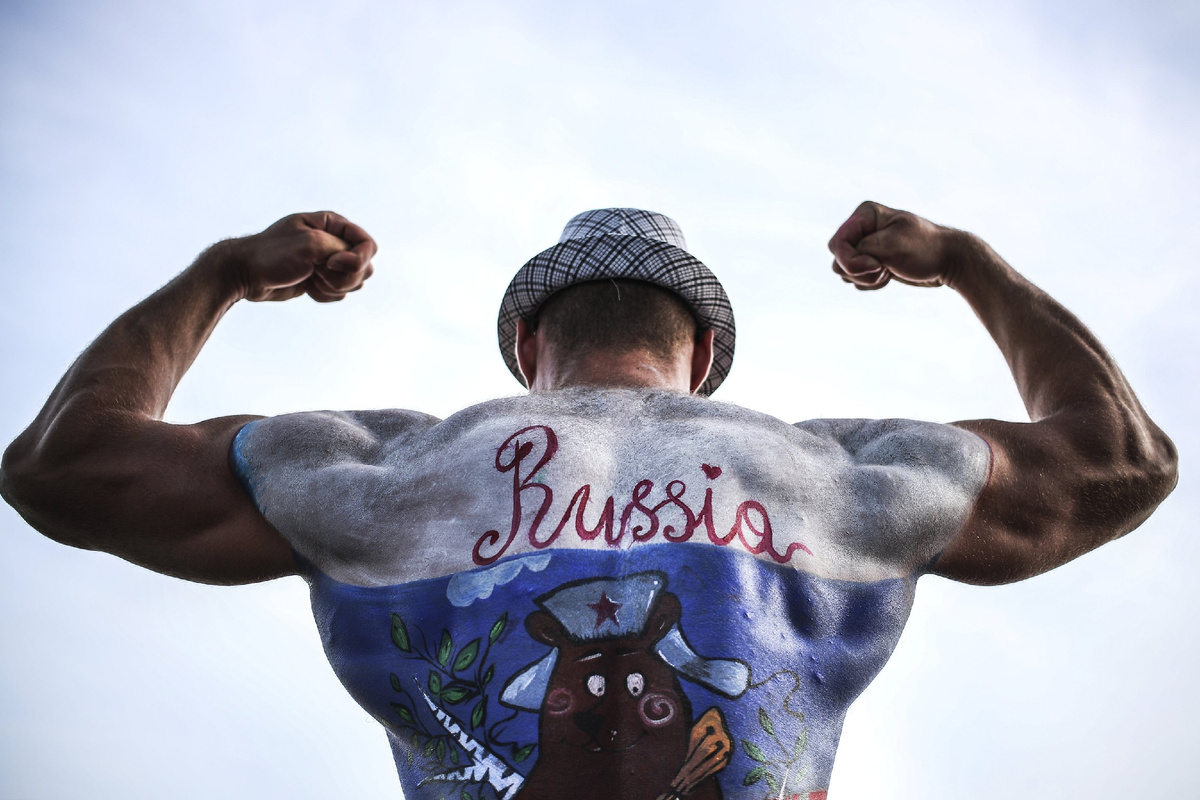 Болельщик сборной России в фан-зоне в Самаре