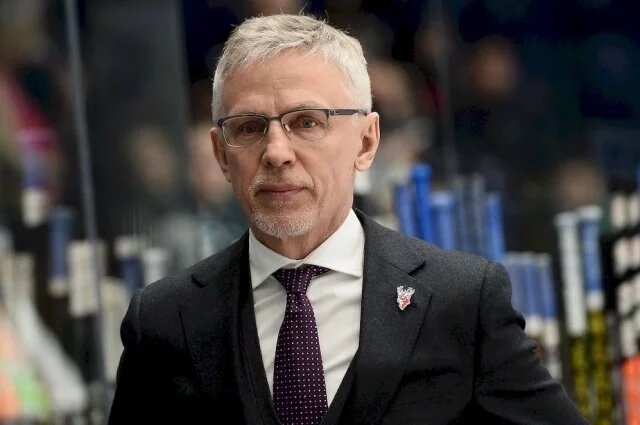    Новый тренер петербургского ХК «СКА» Игорь Ларионов. Досье