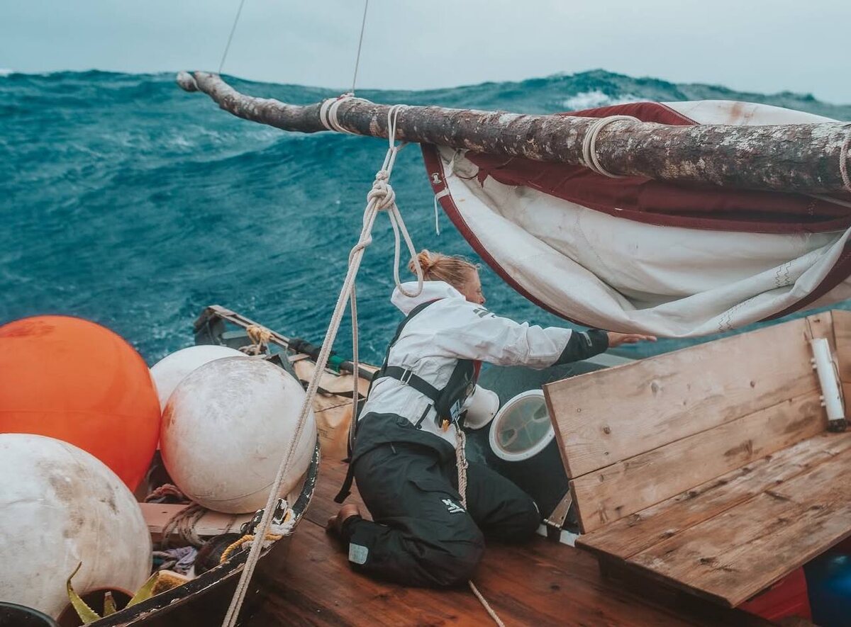 instagram @womenandthewind