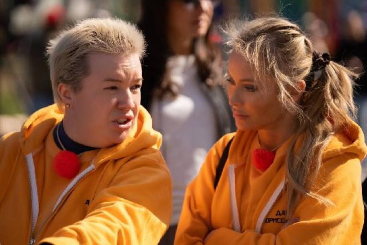    Алена Жигалова и Дана Борисова кадр шоу "Сокровища императора"