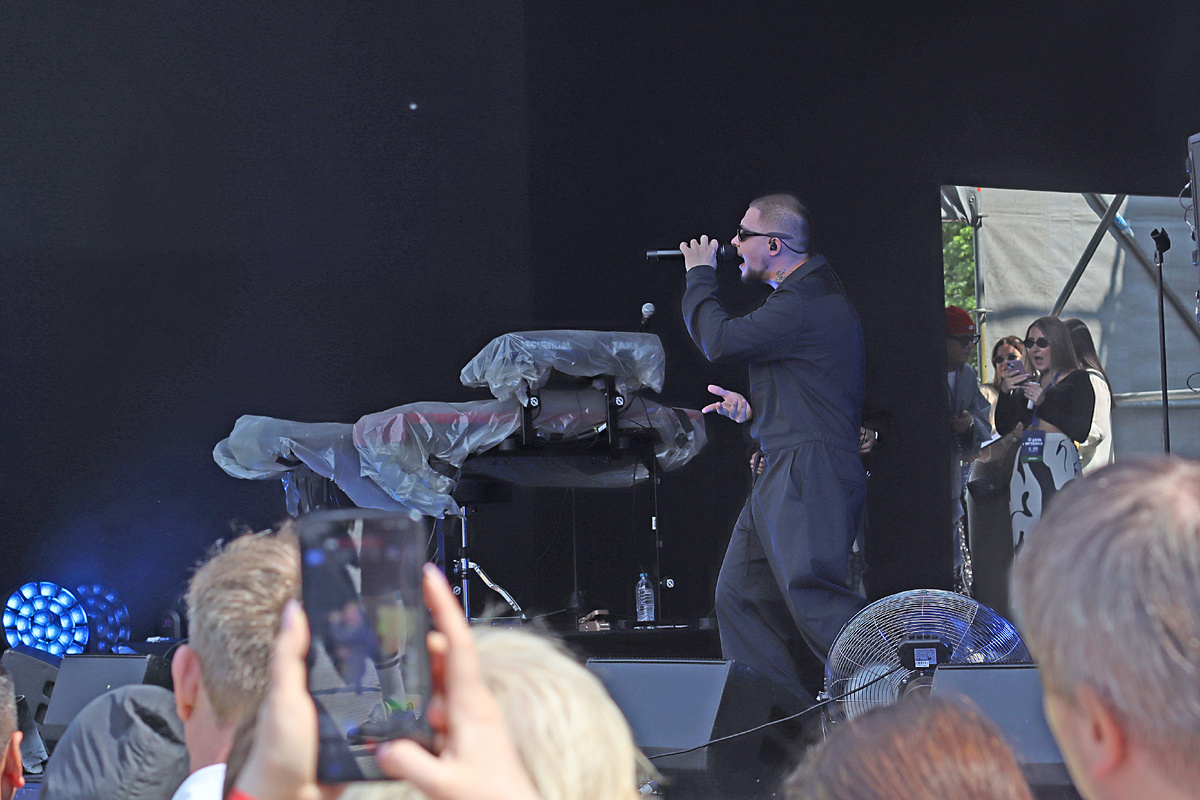 Выступление LYRIQ