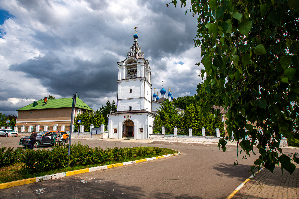 Церковь Рождества Пресвятой Богородицы. Село Верхнее Мячково. Городской округ Люберцы, Московская область. Фото автора статьи 