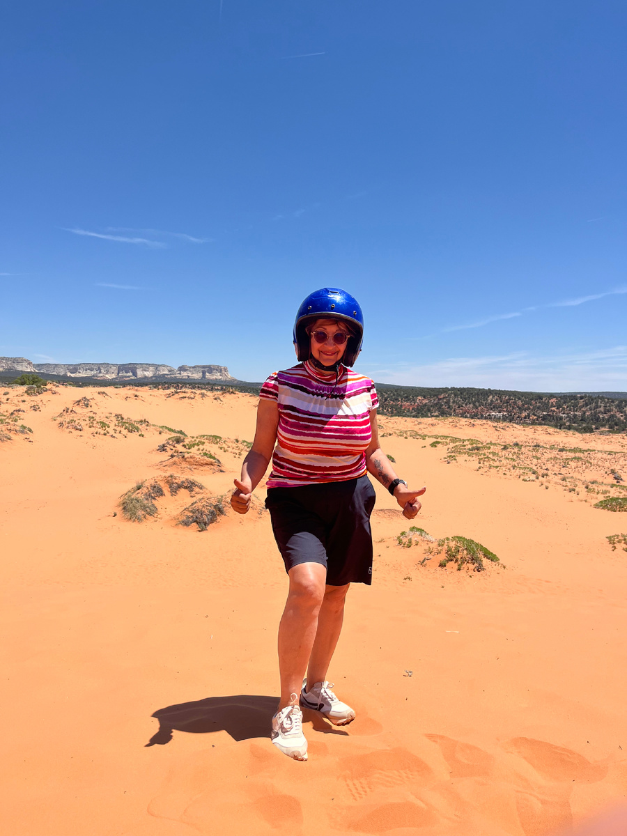 В песчаных дюнах