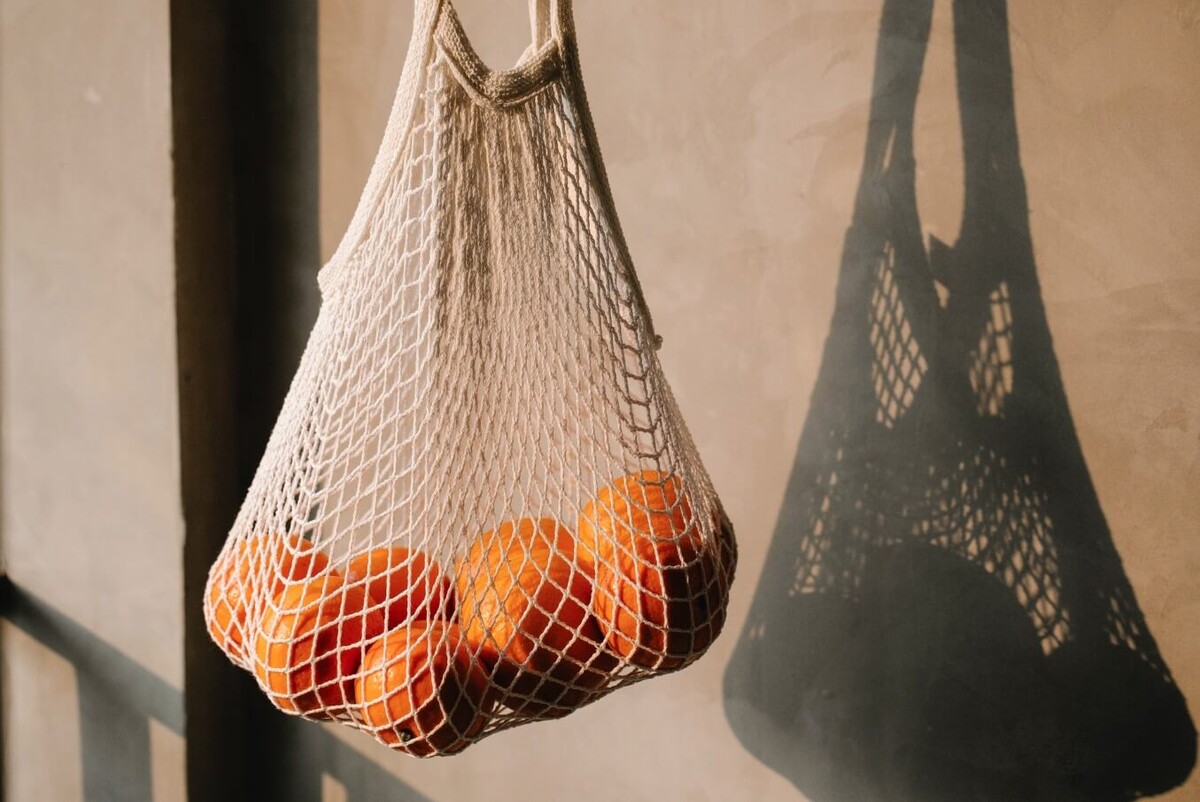    Некоторые люди изготавливали авоськи самостоятельно. Источник изображения: life.ru