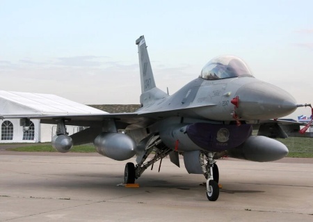    На Украине констатировали превосходство российских самолётов над американскими F-16