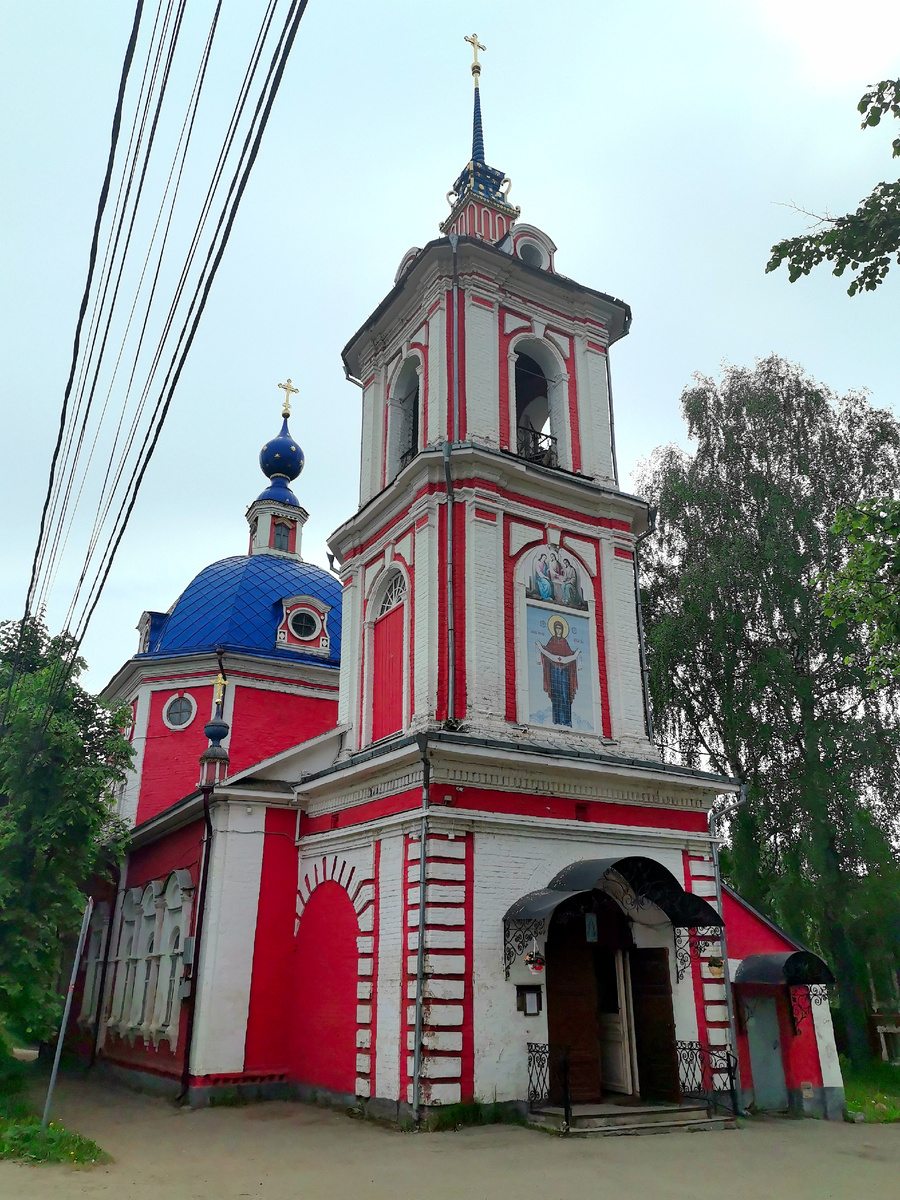 Церковь Покрова Пресвятой Богородицы. Построена в в 1769 г.