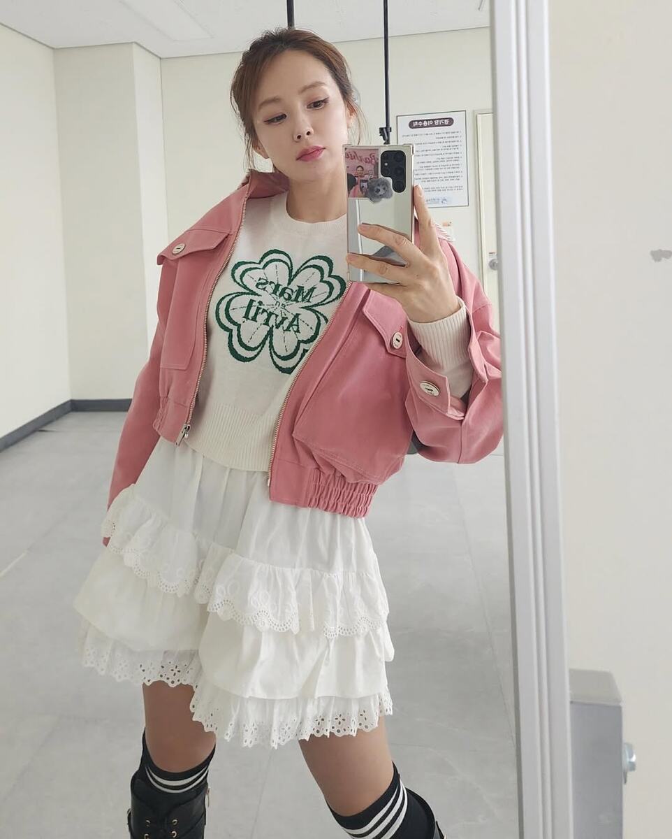    Ли ЧеёнСоцсети