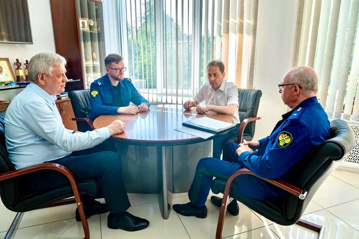    В Нягани назначен новый прокурор Сергей Клочков