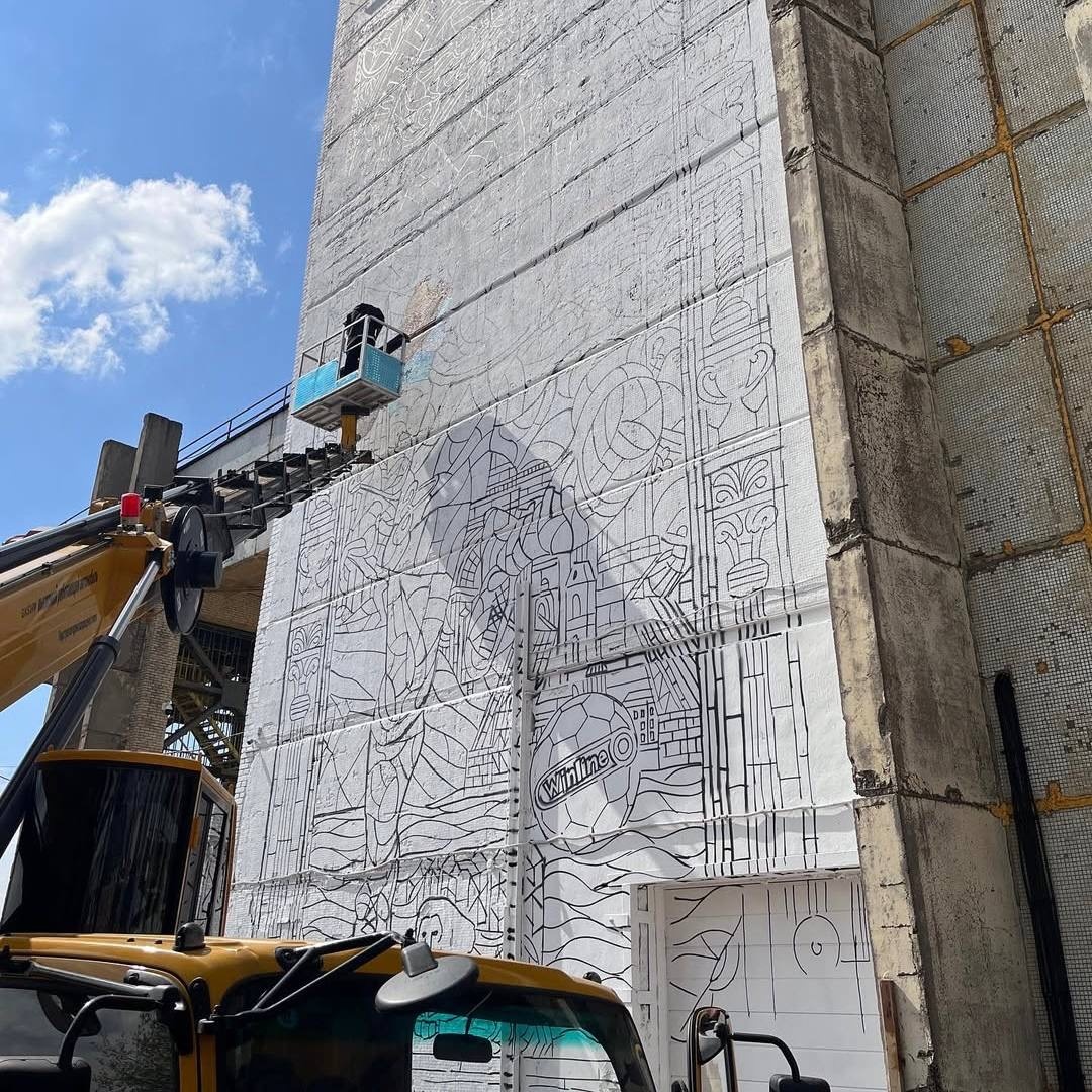 «Win City — город в Зените»: в Петербурге открыли гигантский мурал к 100-летию клуба  