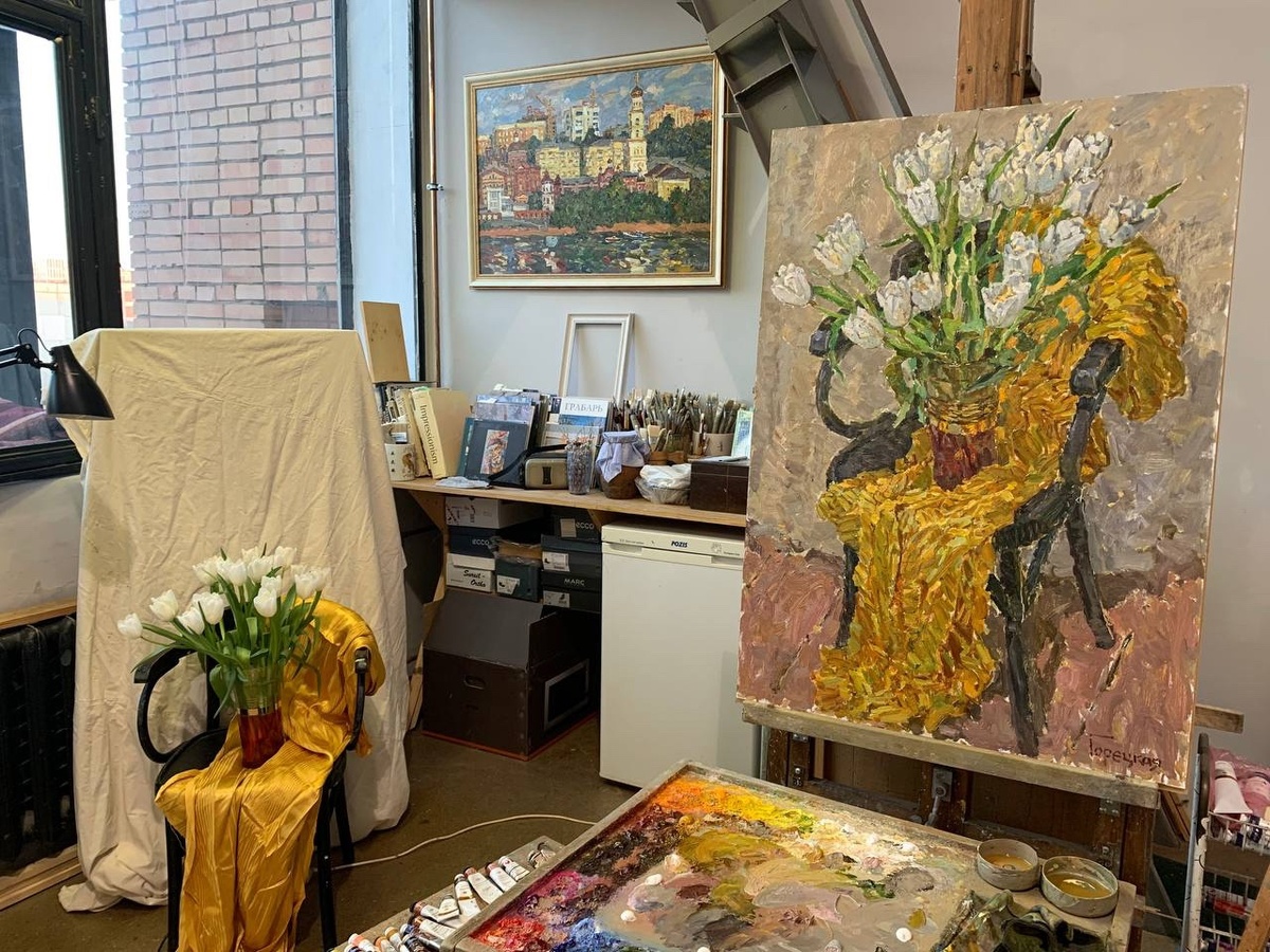 Полина Горецкая "Белые тюльпаны" 2023 картон, масло 100х70