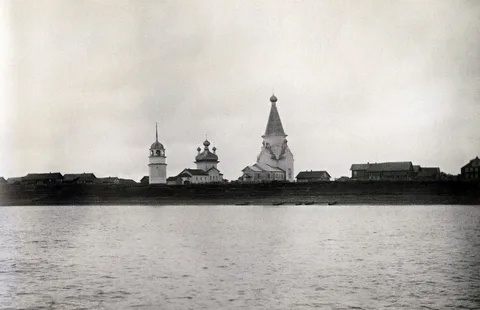 Пияльский "тройник". фотос сайта sobory.ru