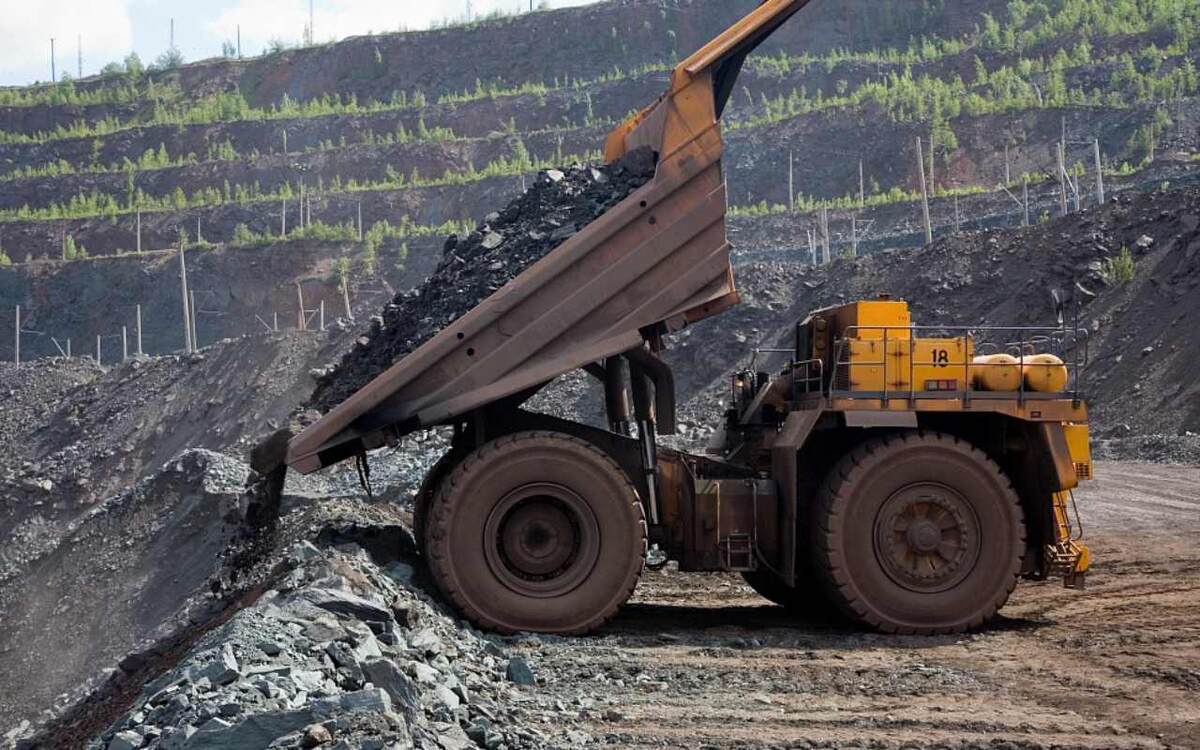    На Михайловском ГОКе объяснились за претензии Ростехнадзора и исполнительные производства Фото с сайта компании