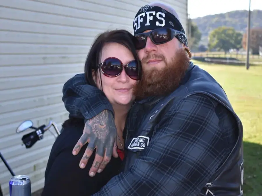 Фотография Джона Уэйна Сиска и Мэри Сиск