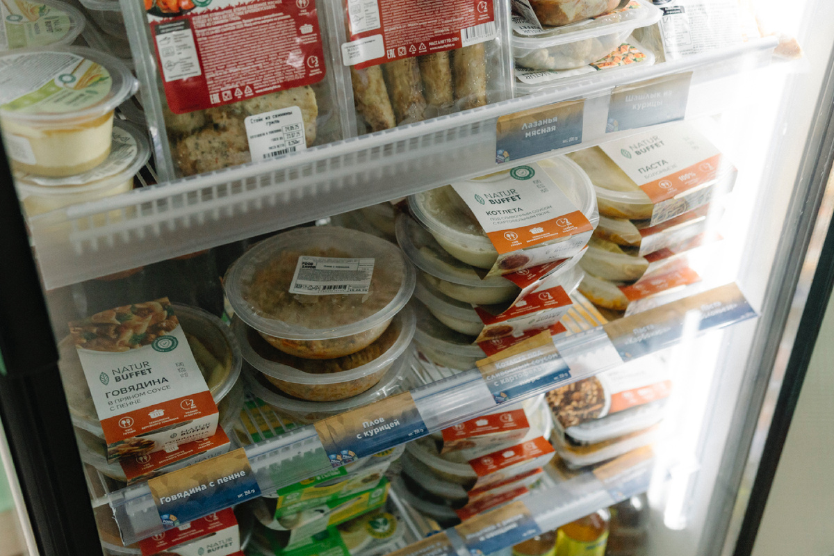 Размещение готовых блюд в микромаркете компании «FOOD заправка»