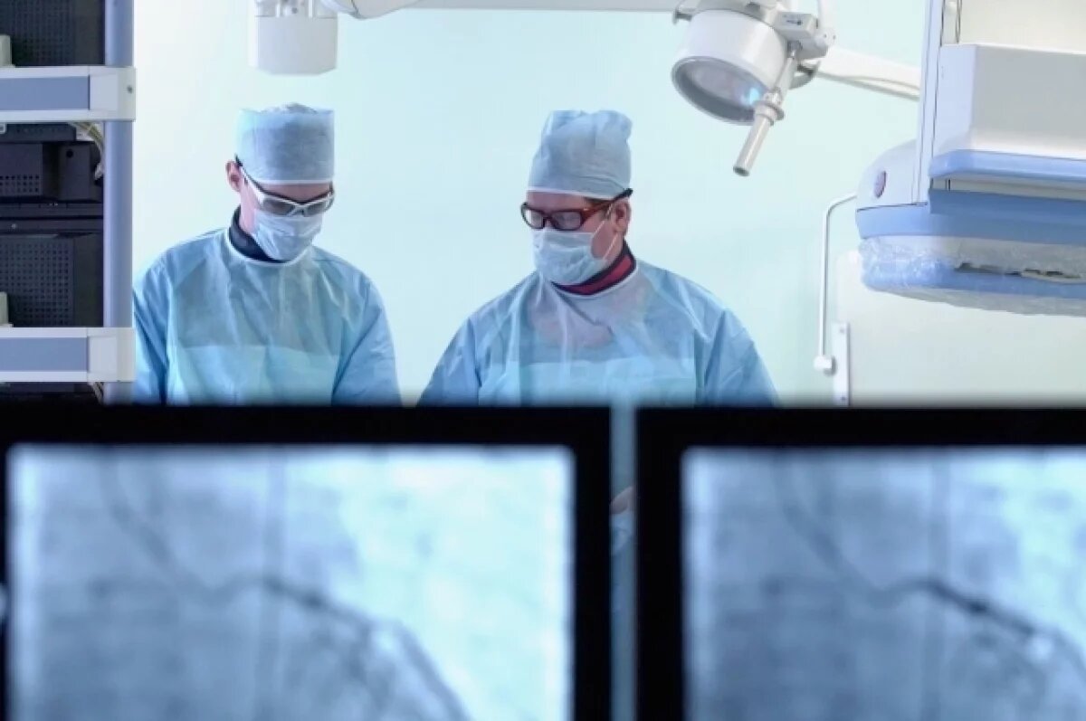    За четыре дня врачи провели 26 рентгенохирургических операций по стентированию коронарных артерий.