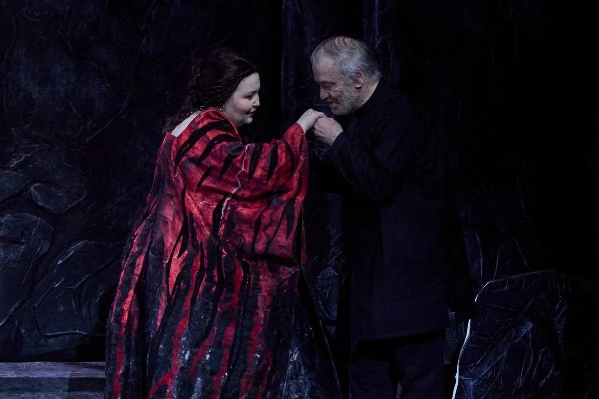 Альбина Шагимуратова (Норма) и Валерий Гергиев (22 мая 2025)